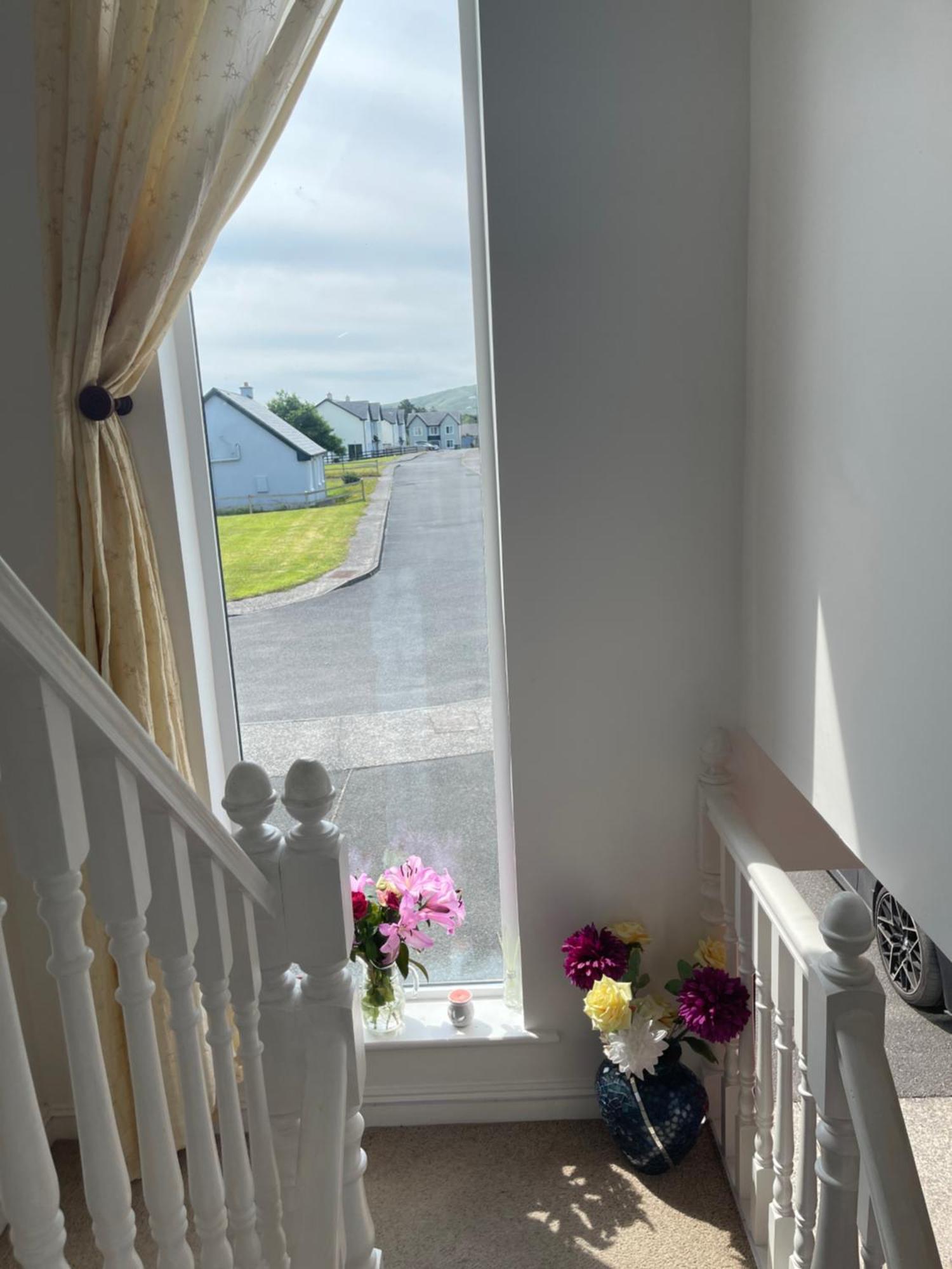 Hotel 17 Glór Na Farraige Valentia Kerry Knights Town Exterior foto